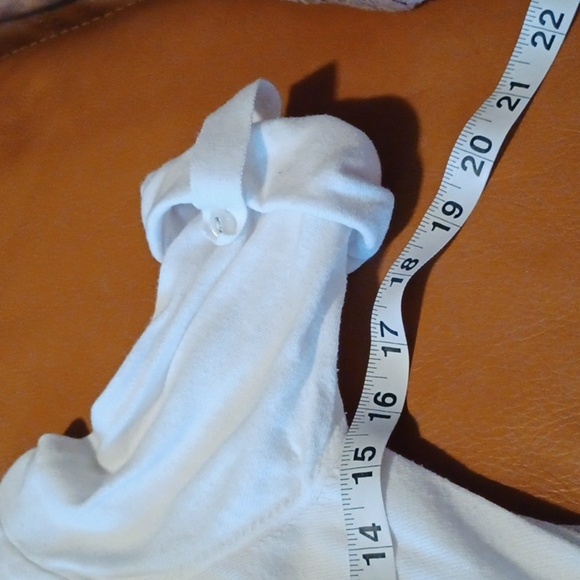 🍭🌺Elegant White Drape Neck Top - Picture 4 of 11